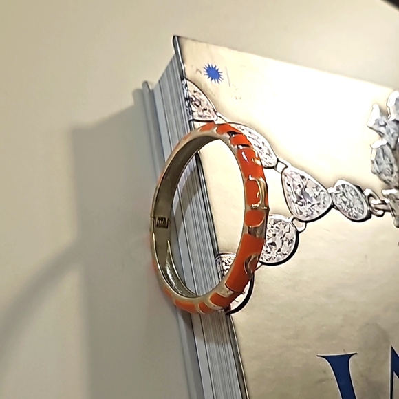 Vintage Gold Tone Enamel Cuff Clamper Bracelet. - Picture 6 of 8